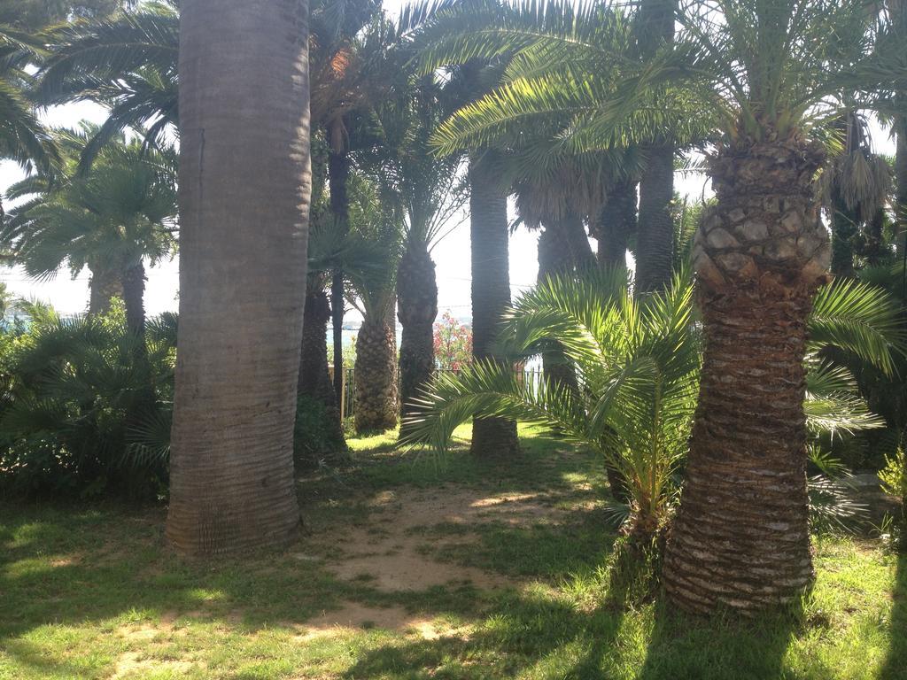 Hotel La Mandarinette La Seyne-sur-Mer Esterno foto