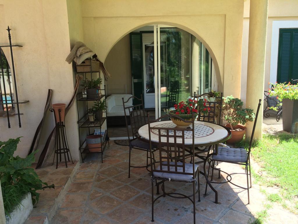 Hotel La Mandarinette La Seyne-sur-Mer Esterno foto